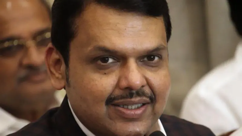 ‘महाराष्ट्र विशेष जनसुरक्षा विधेयक 2024’ पर राज्य में विवाद गहराता जा रहा है. विपक्ष ने इस क़ानून को ‘अर्बन नक्सल’ के नाम पर विरोध की आवाज़ को दबाने की कोशिश बताया है.